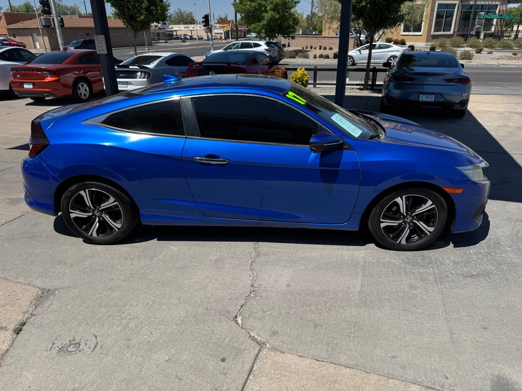 2017 Honda Civic Image 4