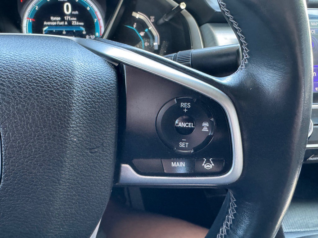 2017 Honda Civic Image 18