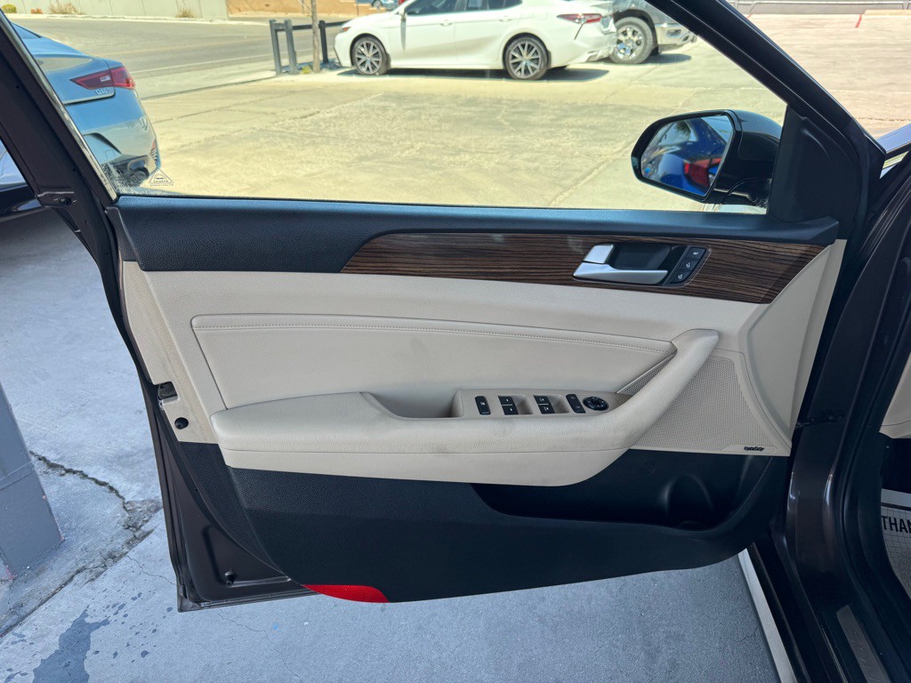 2016 Hyundai Sonata Image 10