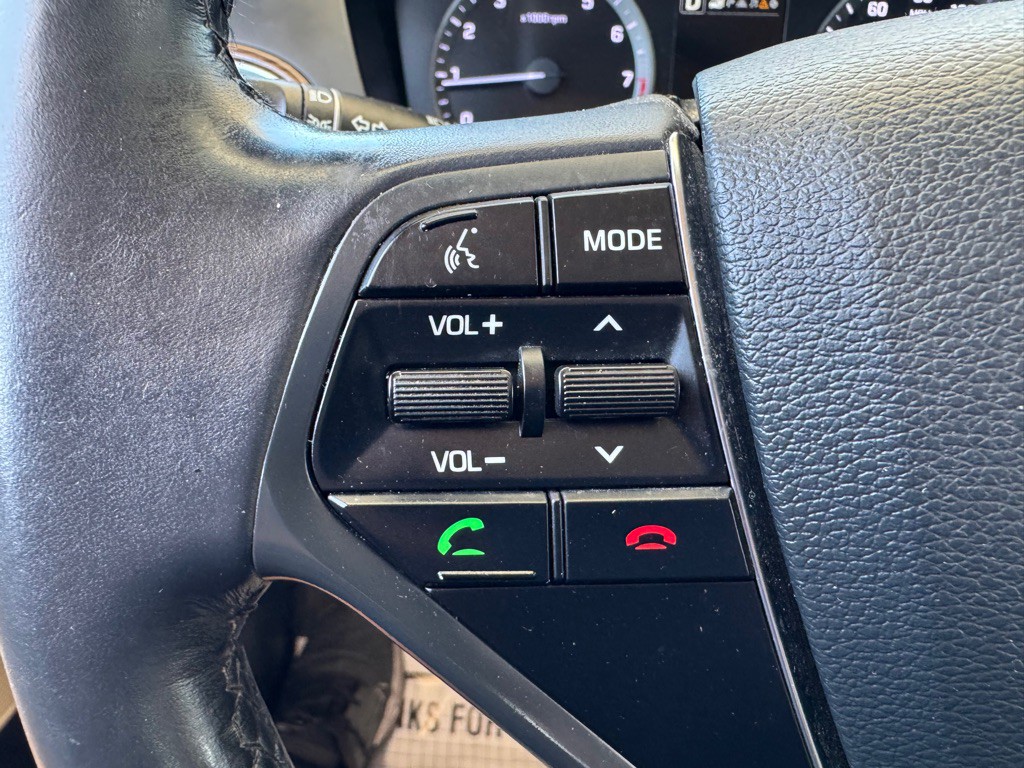 2016 Hyundai Sonata Image 19