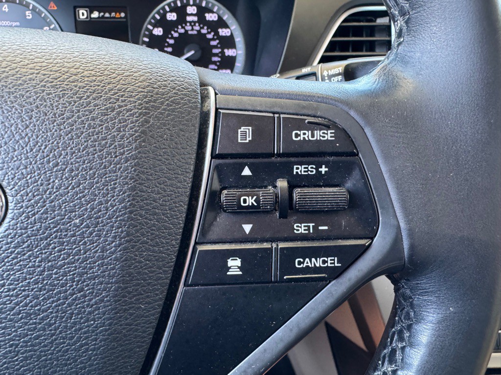 2016 Hyundai Sonata Image 20