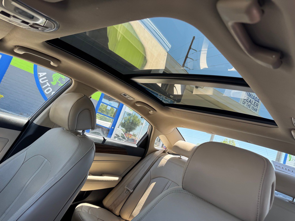 2016 Hyundai Sonata Image 21
