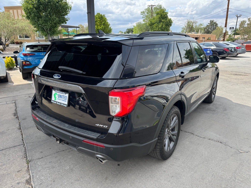 2022 Ford Explorer Image 5