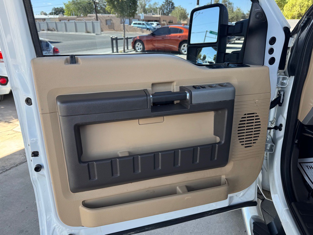 2013 Ford F-350 Image 10