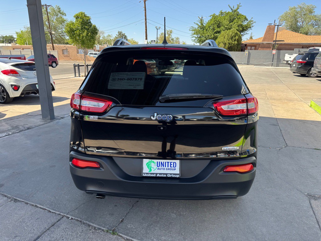 2017 Jeep Cherokee Image 6