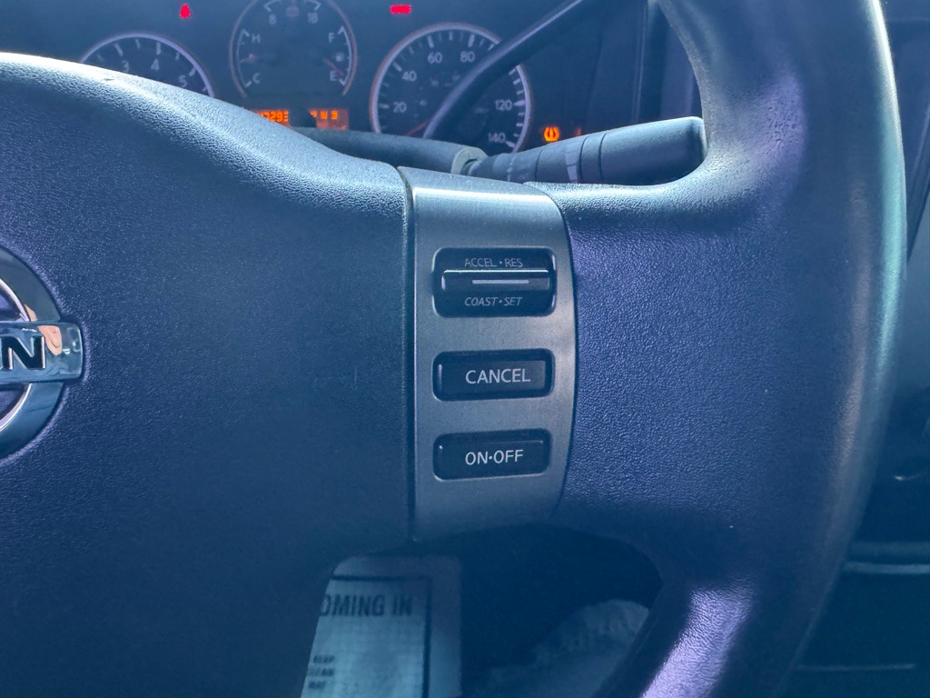 2009 Nissan Titan Image 16