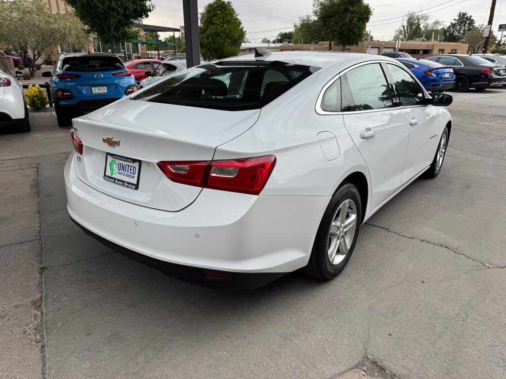 2024 Chevrolet Malibu Image 5