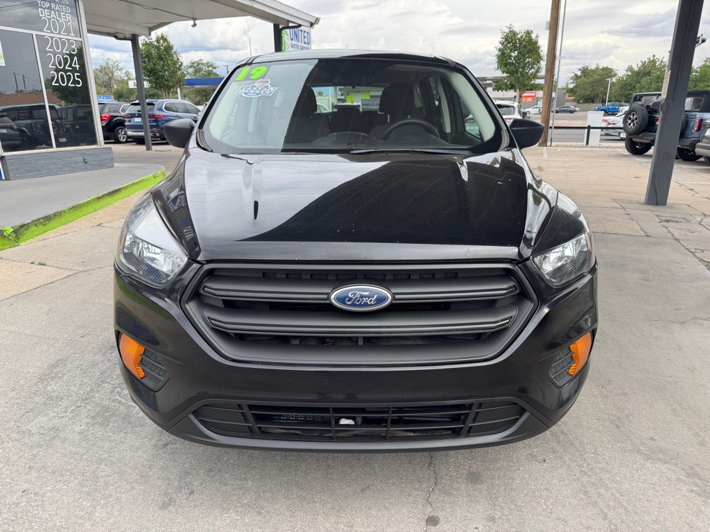 2019 Ford Escape Image 2