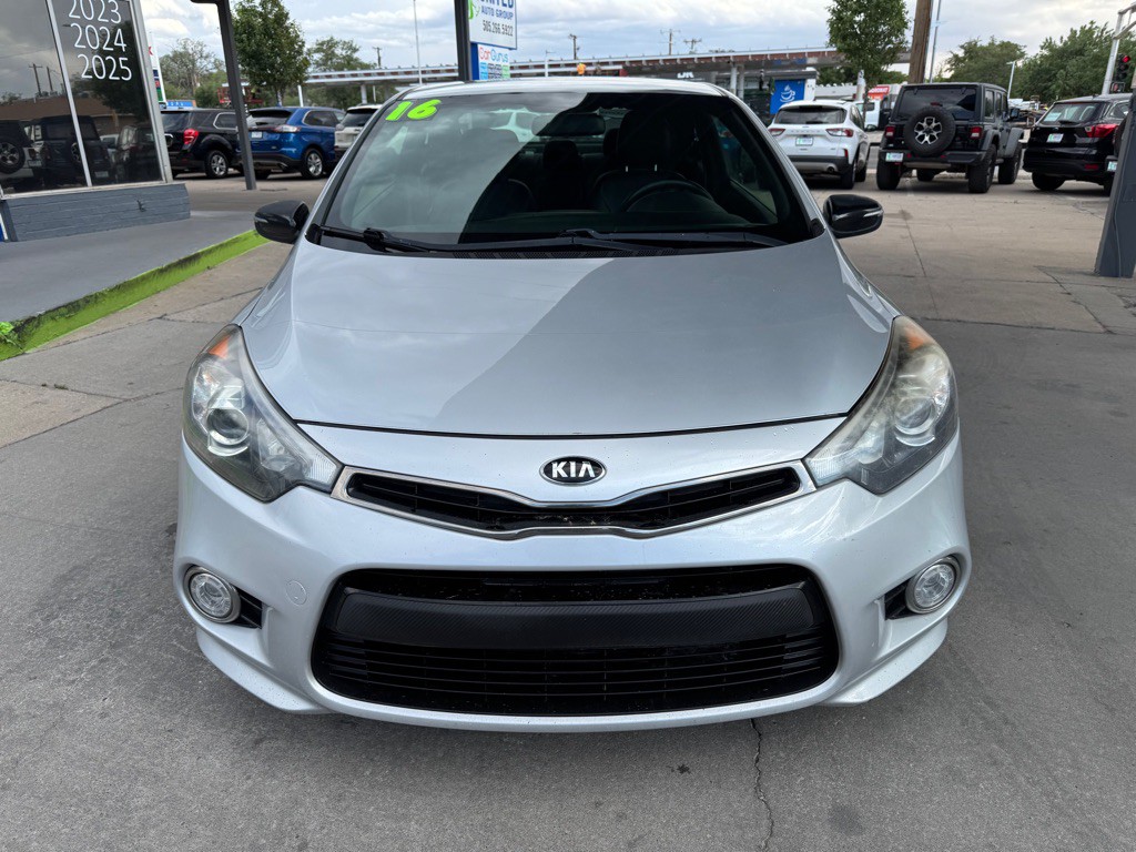 2016 Kia Forte Image 2