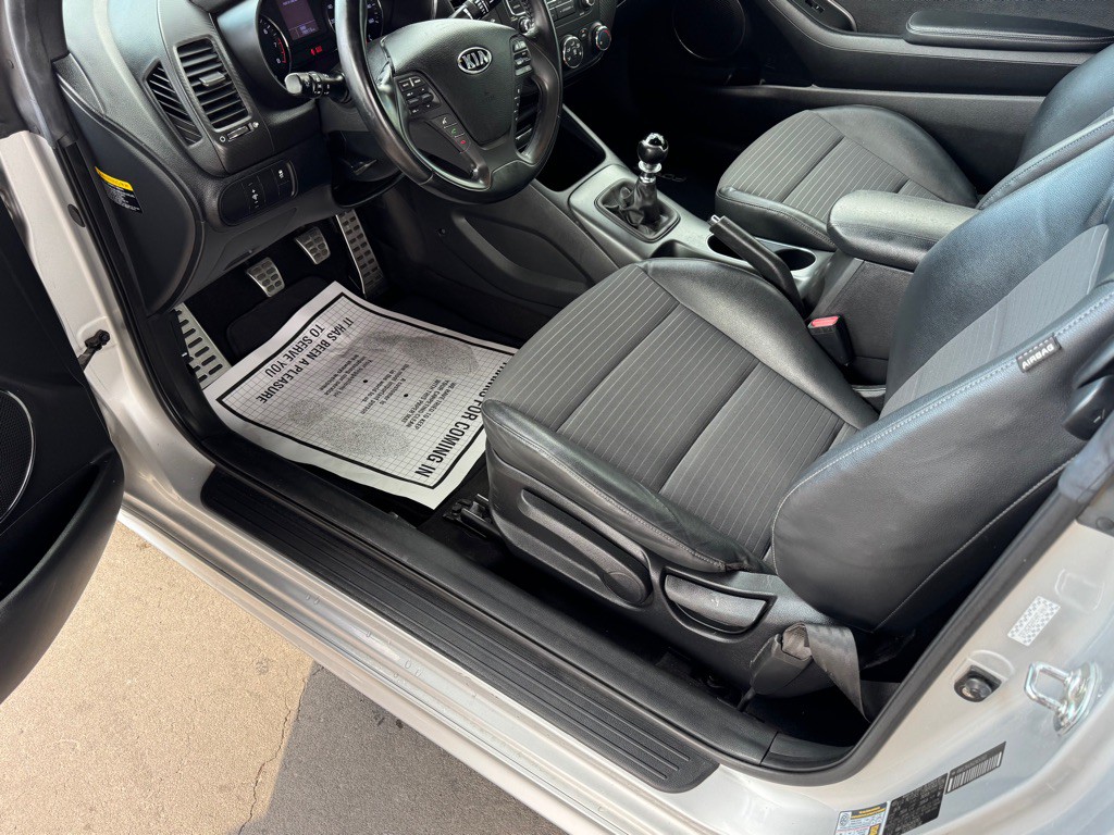 2016 Kia Forte Image 11
