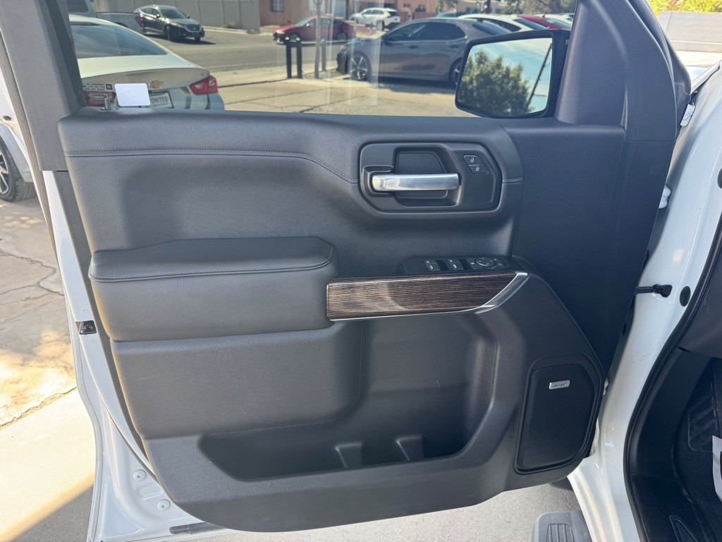 2020 GMC Sierra Image 10