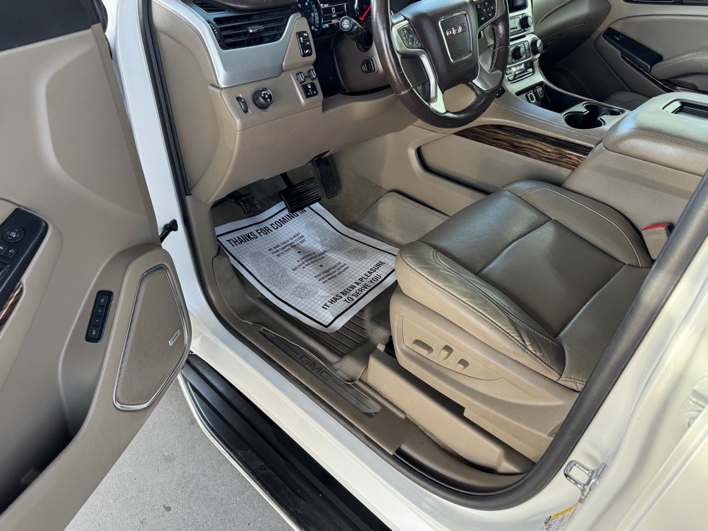 2018 GMC Yukon Image 11