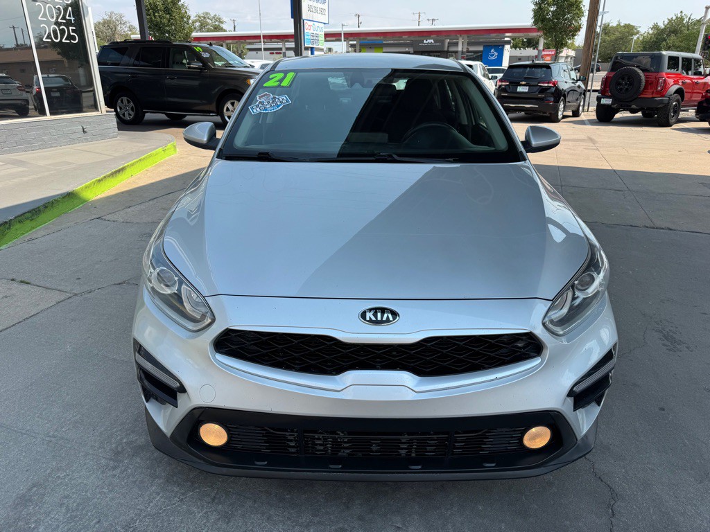 2021 Kia Forte Image 2
