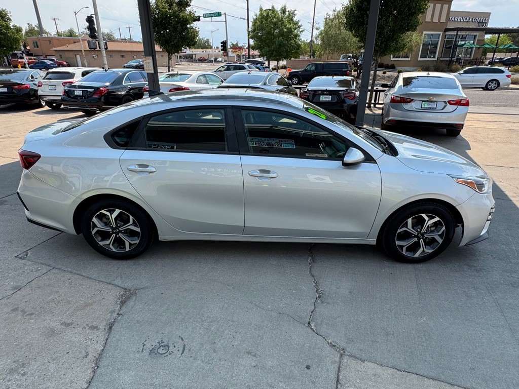 2021 Kia Forte Image 4