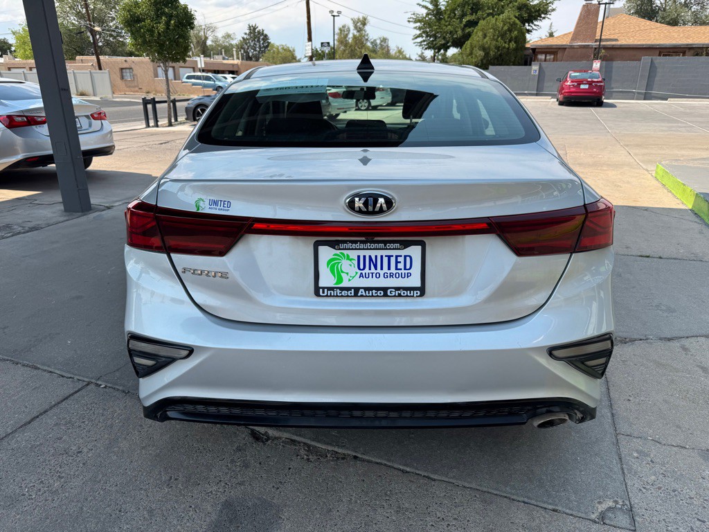 2021 Kia Forte Image 6
