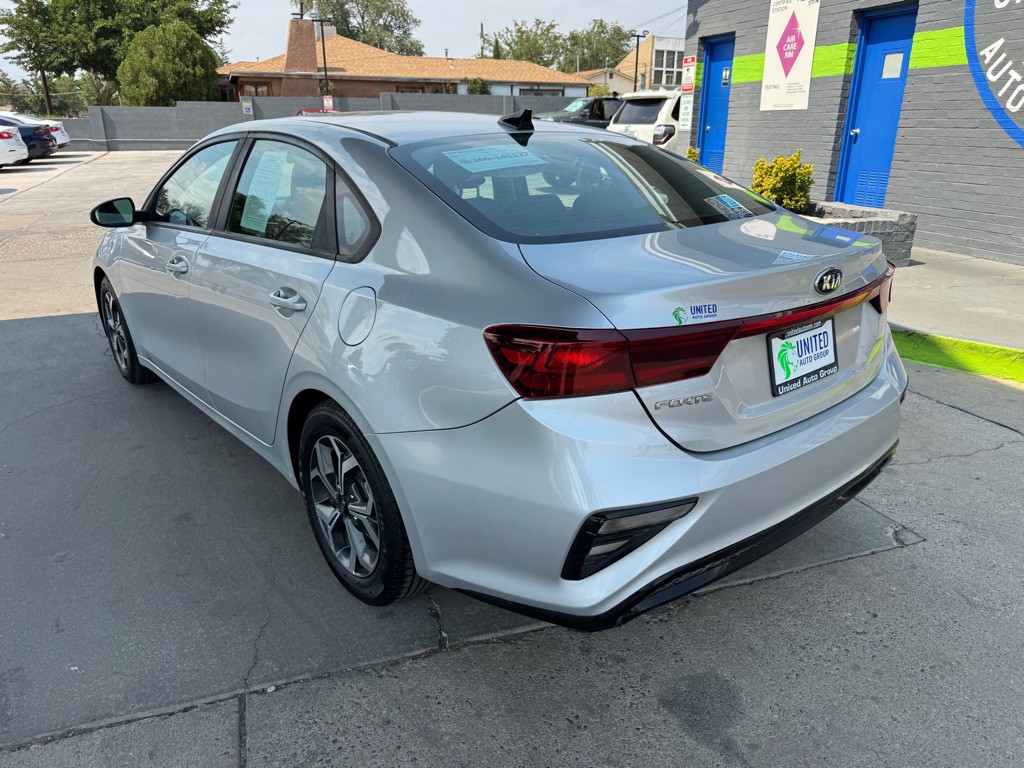 2021 Kia Forte Image 7