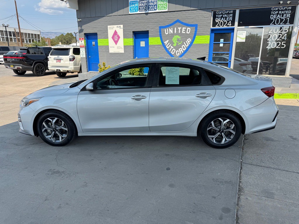 2021 Kia Forte Image 8