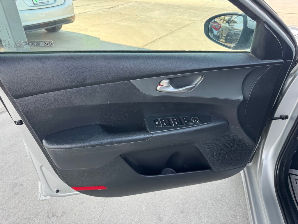 2021 Kia Forte Image 10