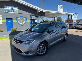 Image for 2018 Chrysler Pacifica Limited ID: 7530012