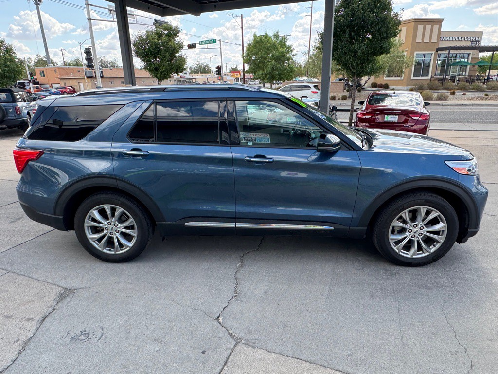 2020 Ford Explorer Image 4