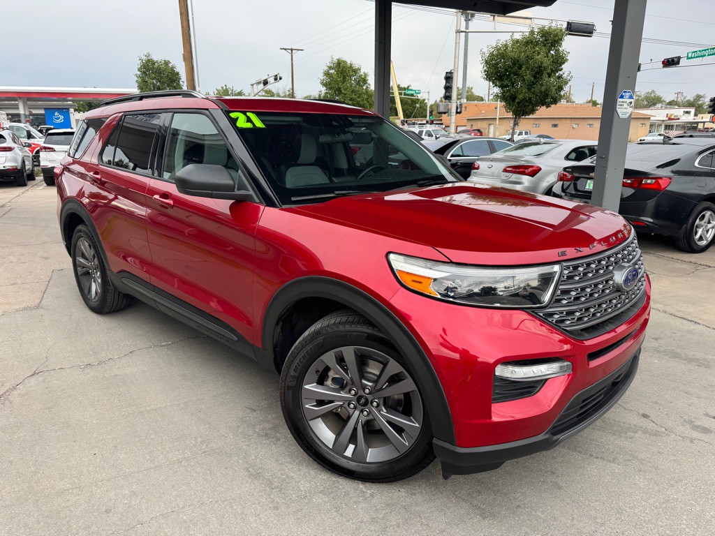 2021 Ford Explorer Image 3