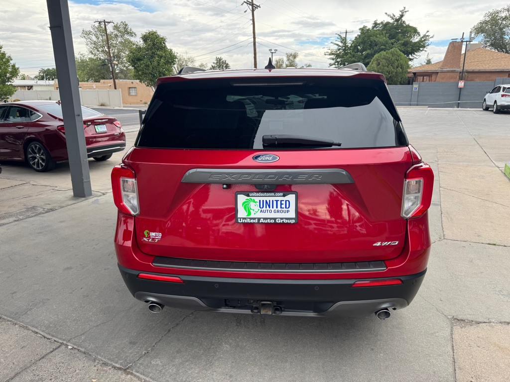 2021 Ford Explorer Image 6