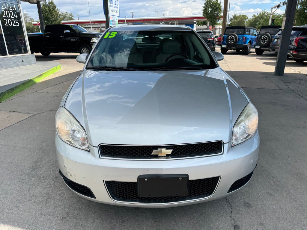 2013 Chevrolet Impala Image 2