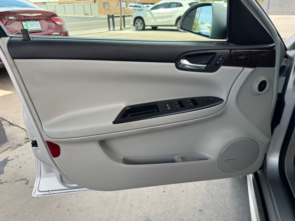 2013 Chevrolet Impala Image 10