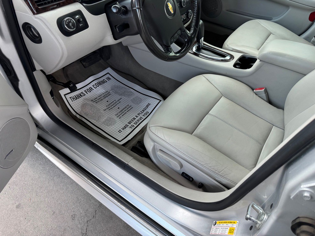 2013 Chevrolet Impala Image 11