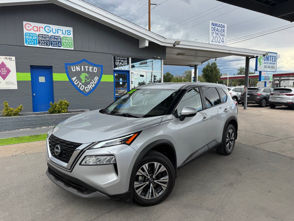 2022 Nissan Rogue Image 1