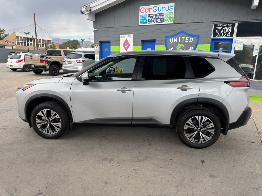 2022 Nissan Rogue Image 8