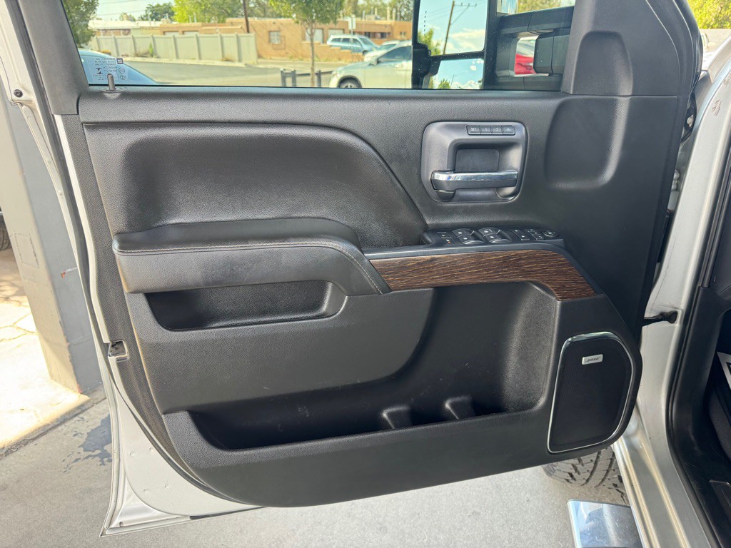2019 GMC Sierra Image 9