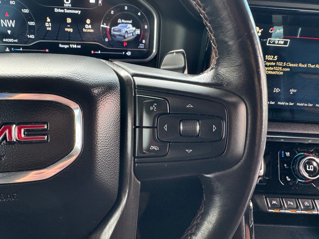 2023 GMC Sierra Image 18