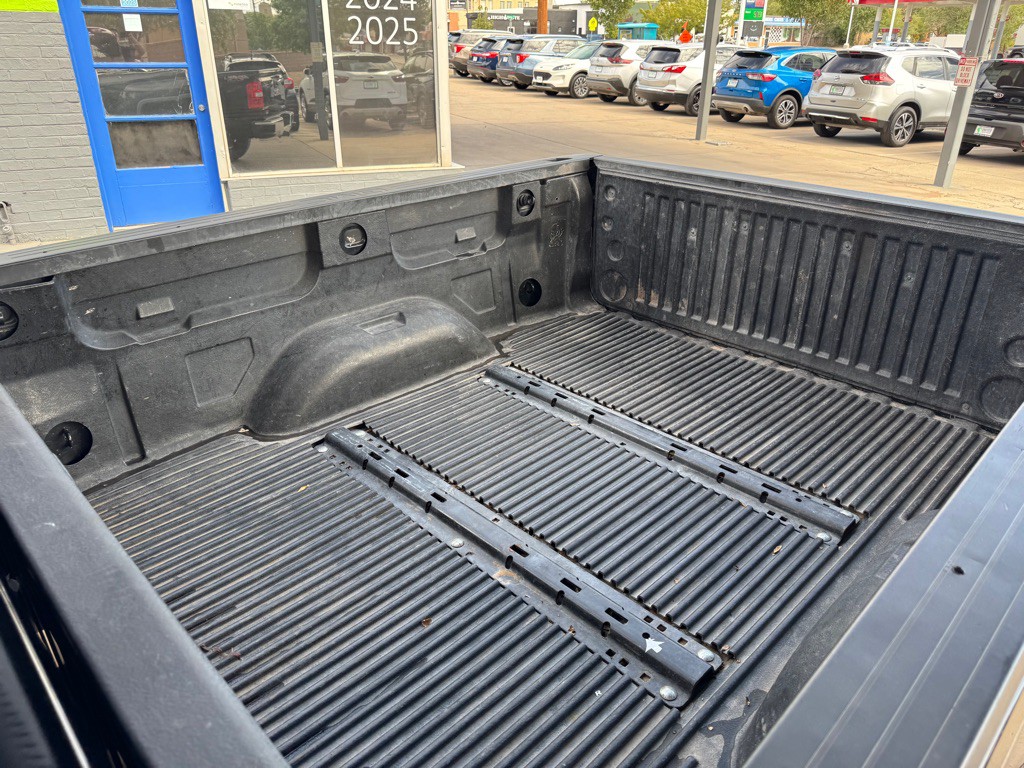 2016 GMC Sierra Image 18