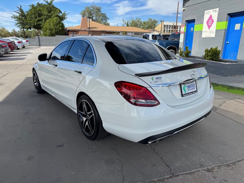 2017 Mercedes-Benz C-Class Image 7