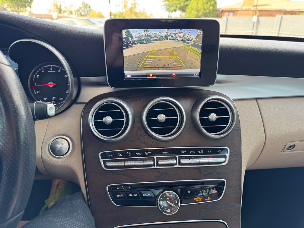 2017 Mercedes-Benz C-Class Image 15