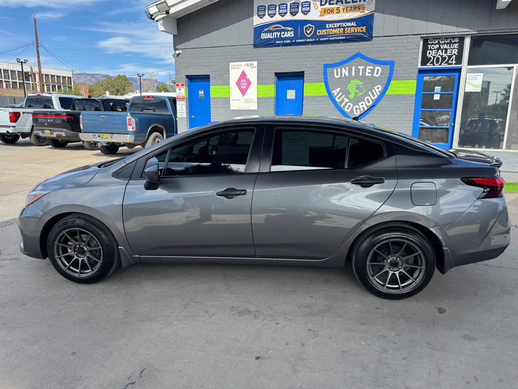 2025 Nissan Versa Image 8