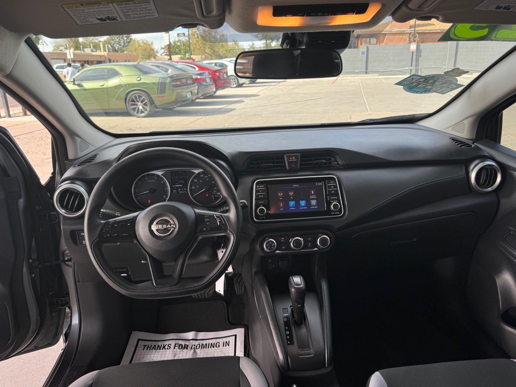 2025 Nissan Versa Image 9