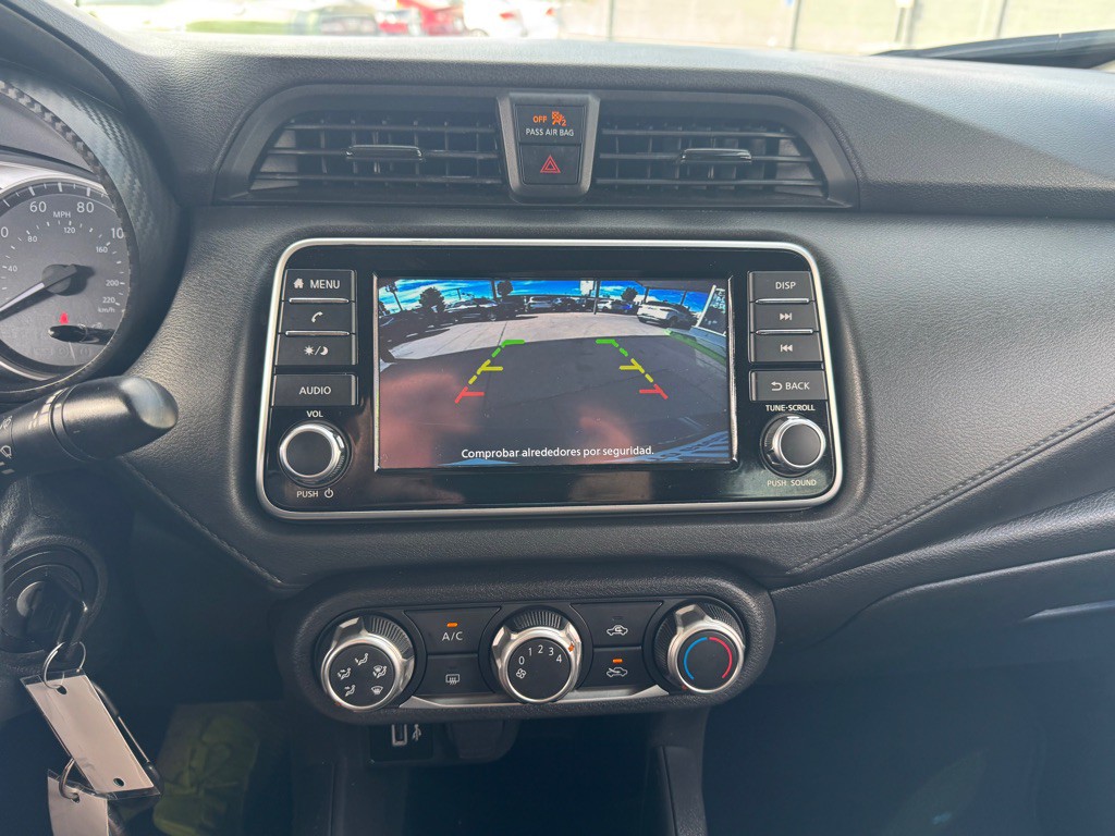 2025 Nissan Versa Image 15