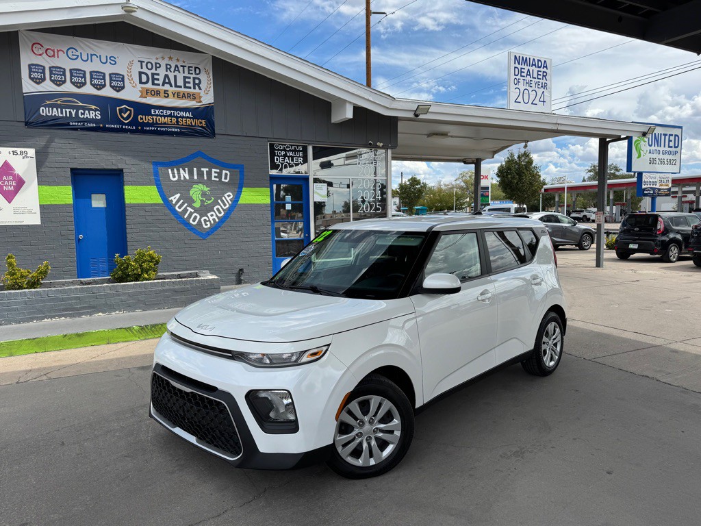 2022 Kia Soul Image 1