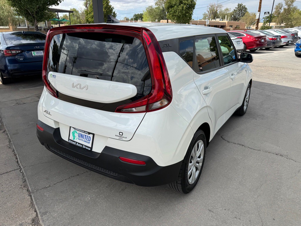 2022 Kia Soul Image 5