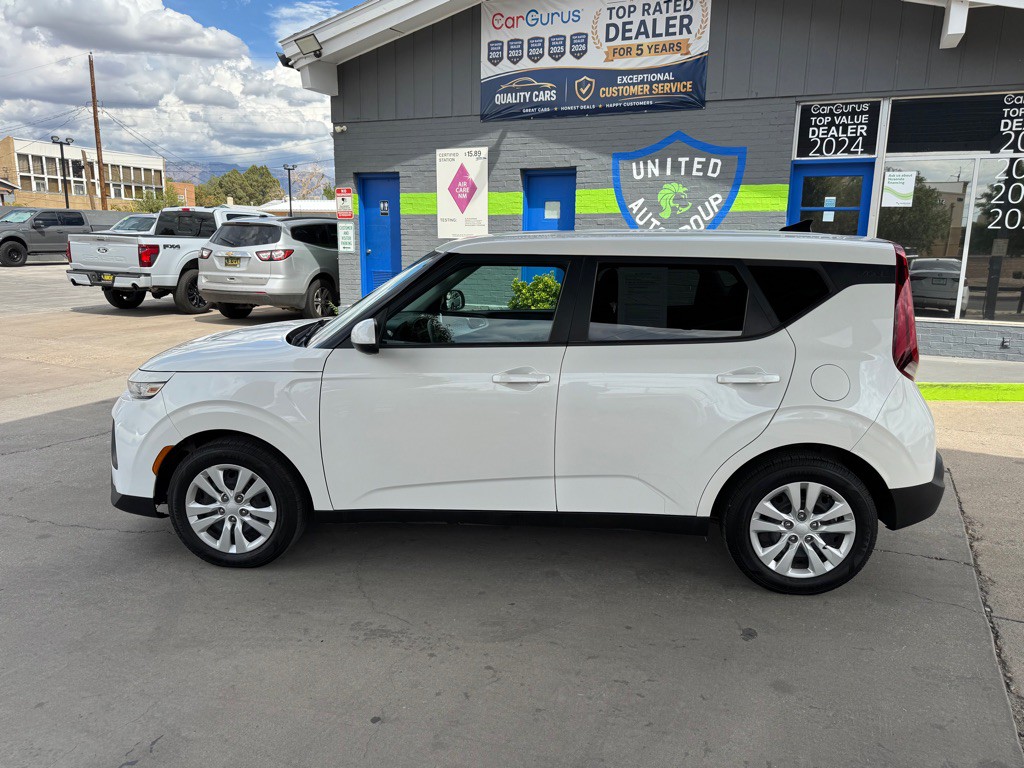 2022 Kia Soul Image 8