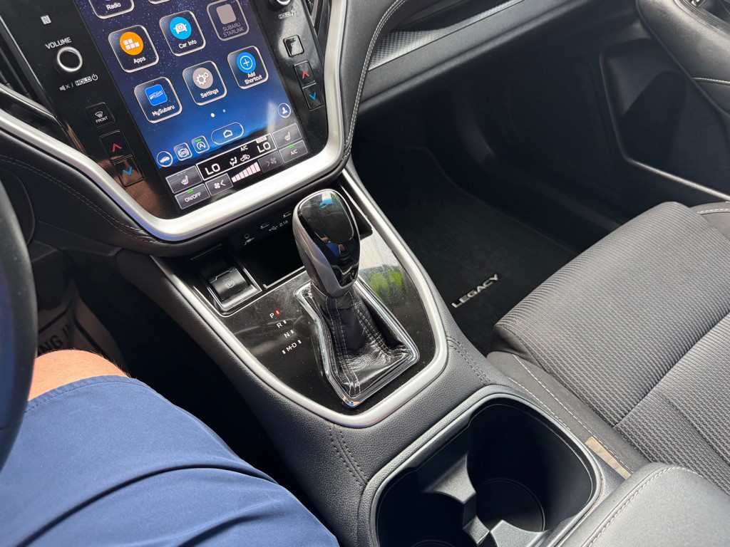 2020 Subaru Legacy Image 16