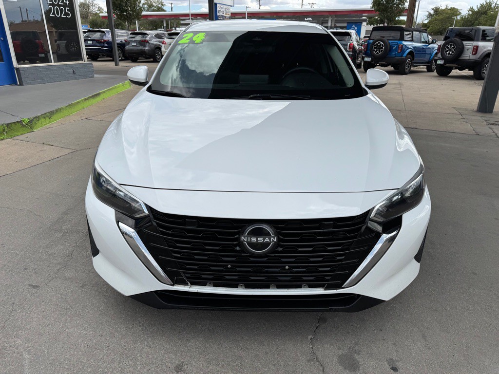 2024 Nissan Sentra Image 2