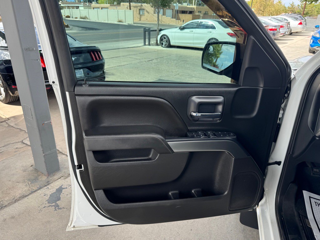 2018 Chevrolet Silverado 1500 Image 9