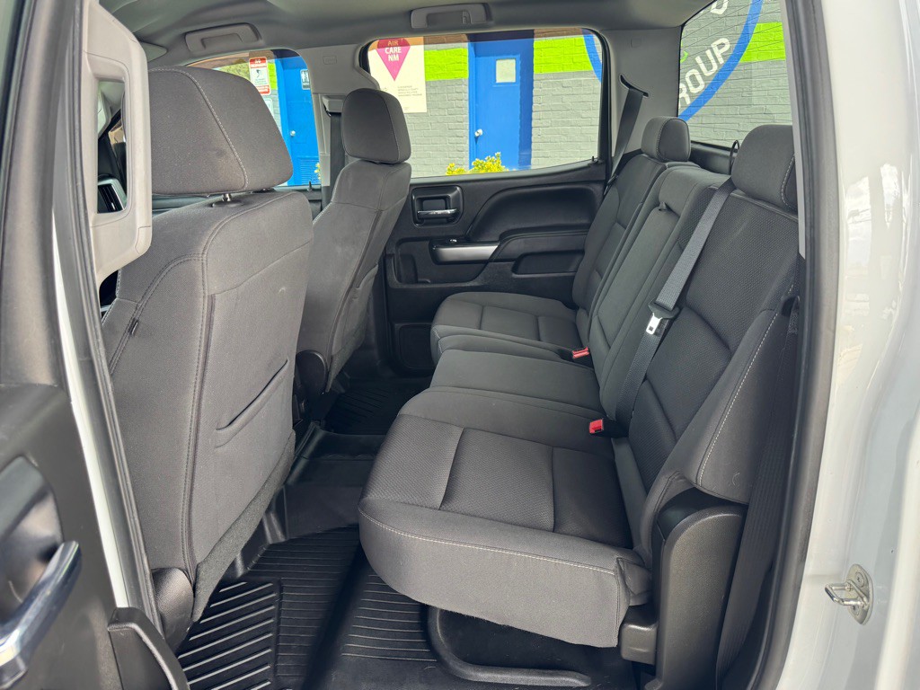 2018 Chevrolet Silverado 1500 Image 12