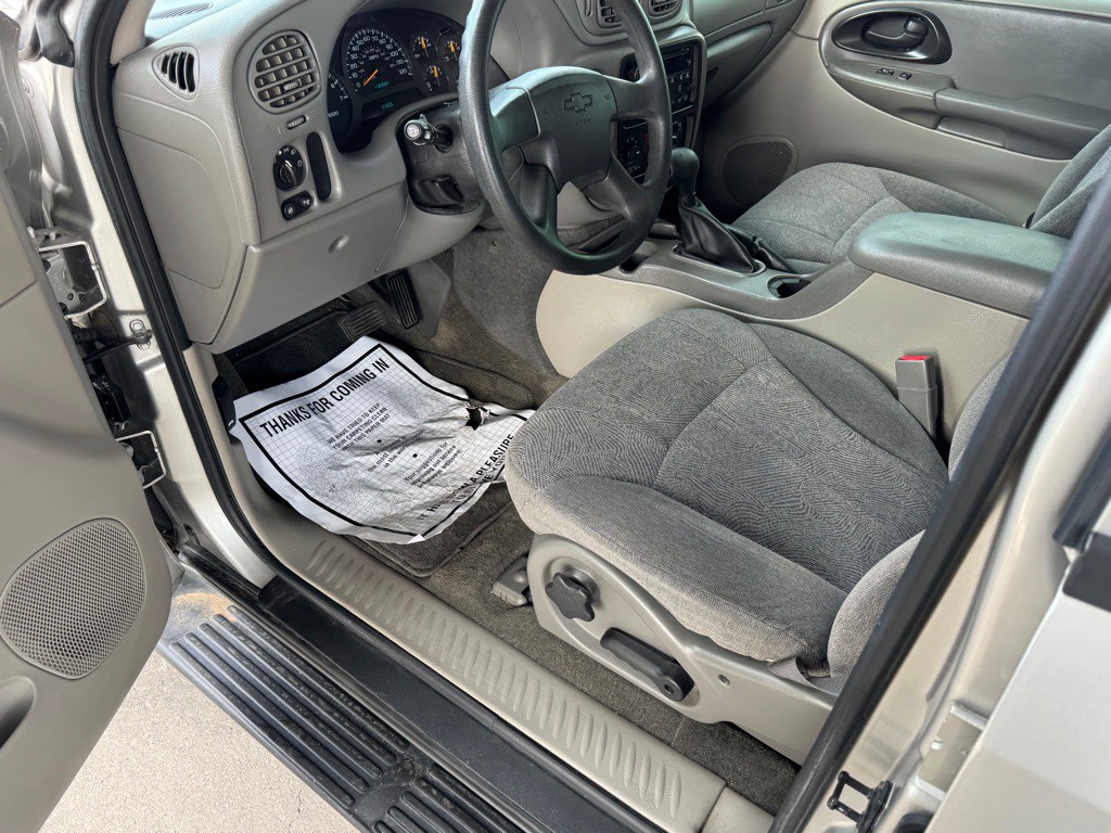 2004 Chevrolet Trailblazer Image 11
