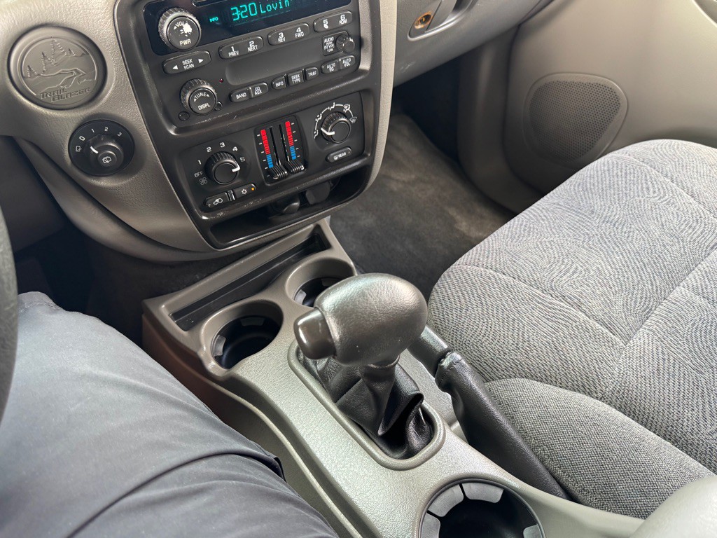 2004 Chevrolet Trailblazer Image 16