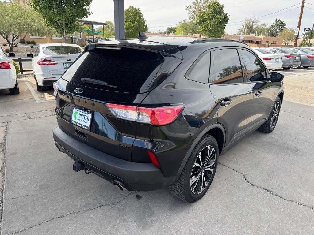 2021 Ford Escape Image 5