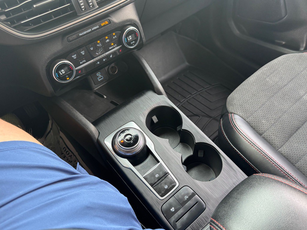 2021 Ford Escape Image 16